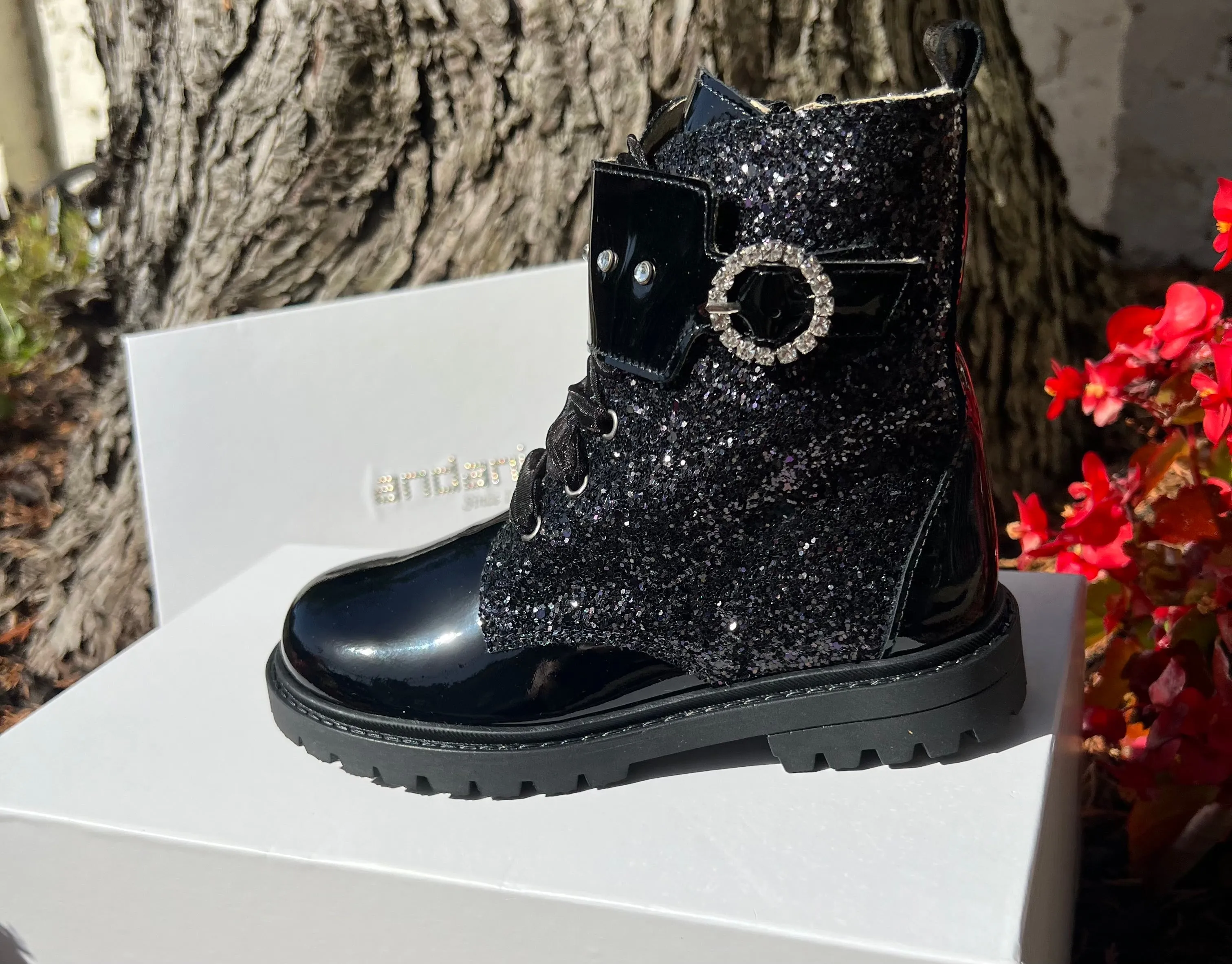 222700 Black Glitter Andanines Boot