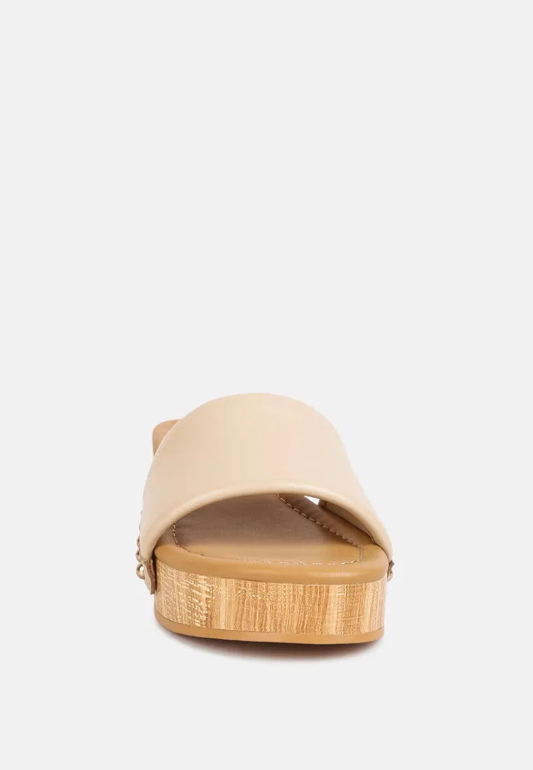 Minny Textured Heel Leather Slip On Sandals