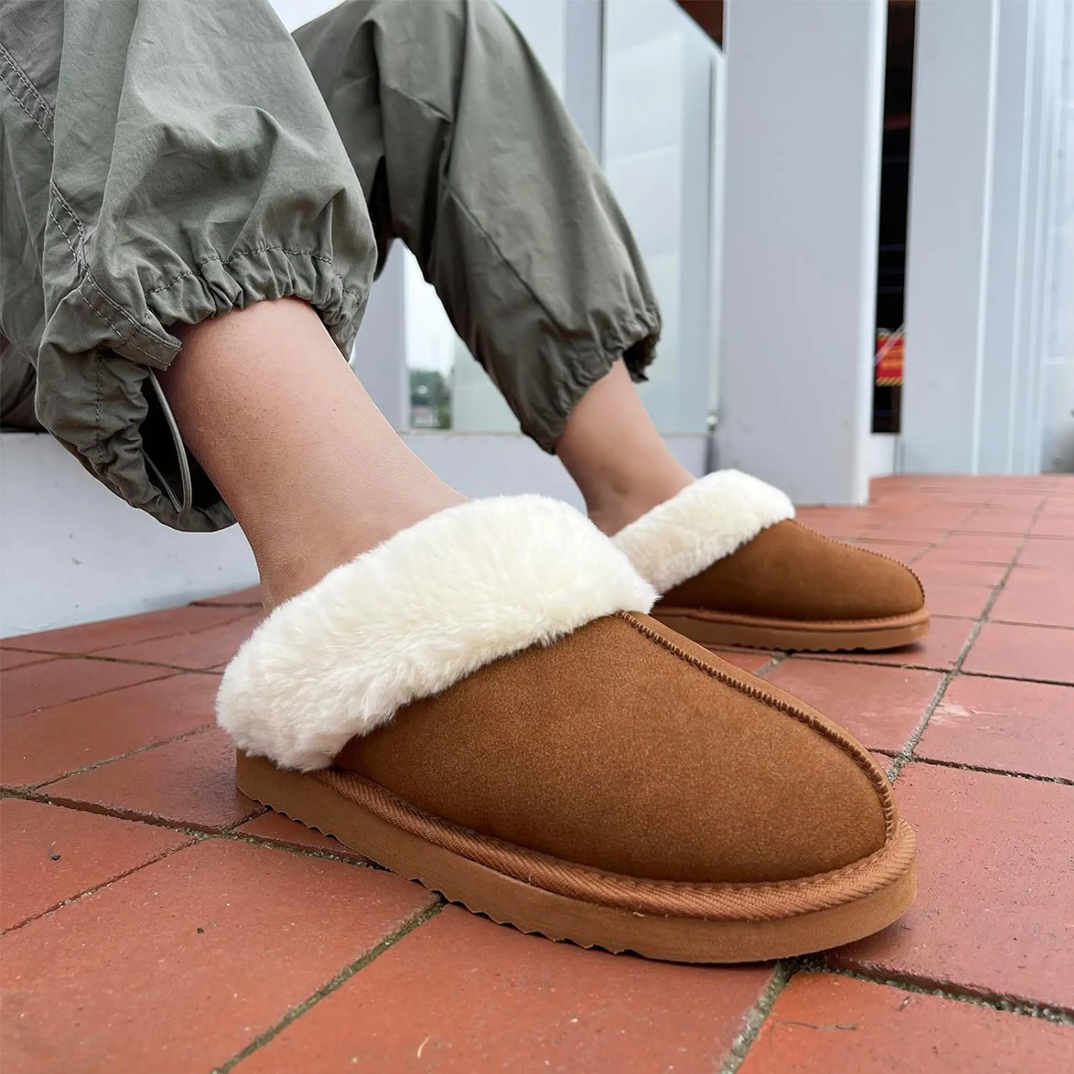 RockDove Women's Madge Scuff Slipper